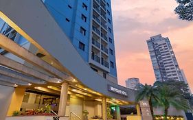 Hotel Mercure Moema  4*